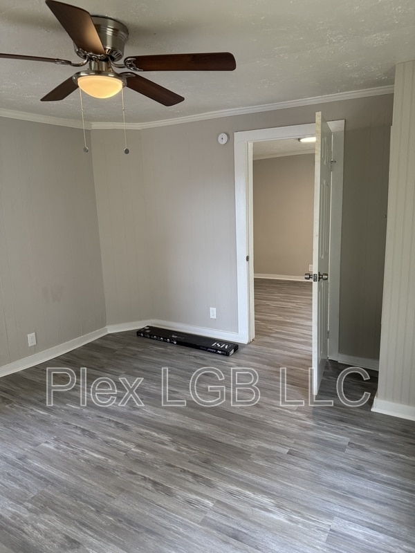 Building Photo - 106 Oak Ln