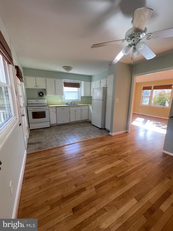 Building Photo - 3311 Glenway Dr