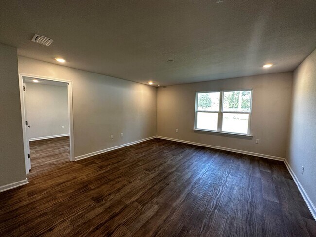 Building Photo - 24525 Alamitos Trace Dr