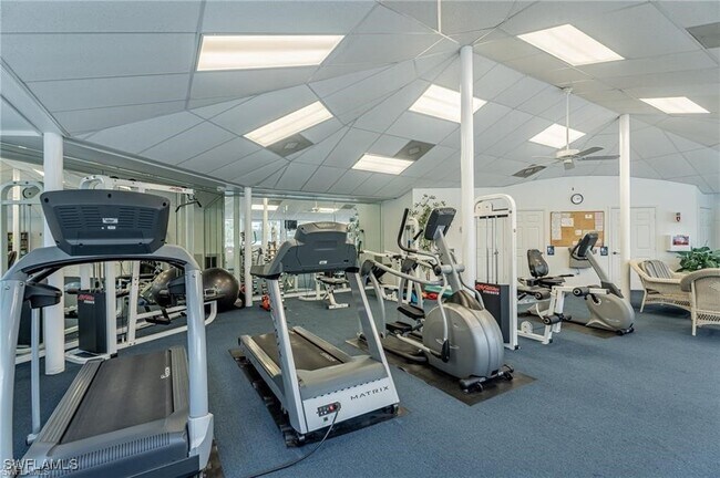 Building Photo - 4015 Palm Tree Blvd