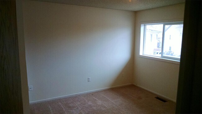 Building Photo - 3597 Gershwin Pl