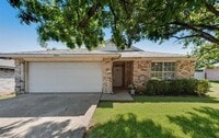 Building Photo - 2531 Las Villas Ave