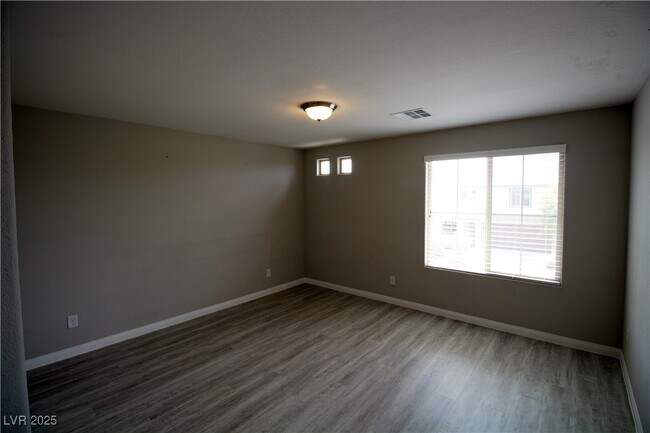 Building Photo - 4120 Free Bird Crest Ave