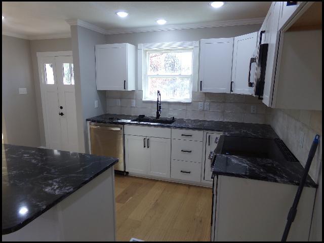 Building Photo - 912 Bumpus Rd