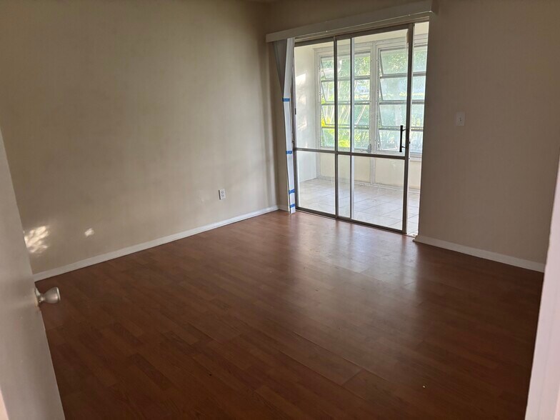 Building Photo - 2929 SE Ocean Blvd