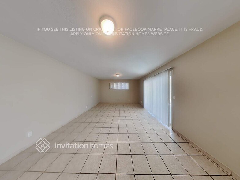 Building Photo - 12449 N 29th Dr