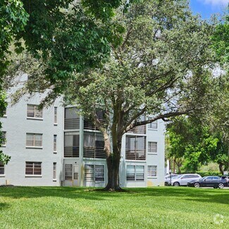 Building Photo - 9440 SW 8th St