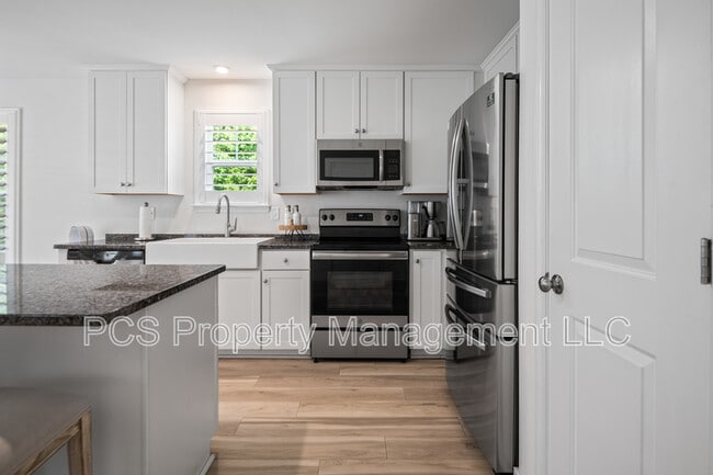Building Photo - 142 Township Blvd