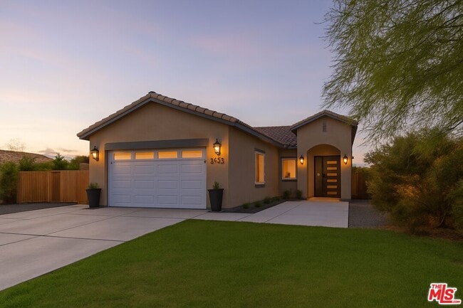 Primary Photo - 16295 Ave Atezada