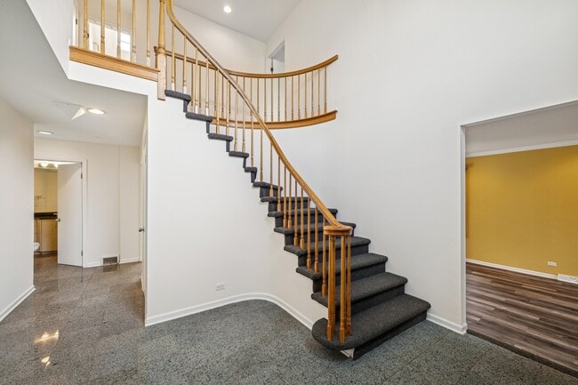 Building Photo - 2175 Kipling Ln