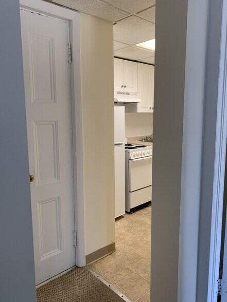 Building Photo - 62 Boylston St