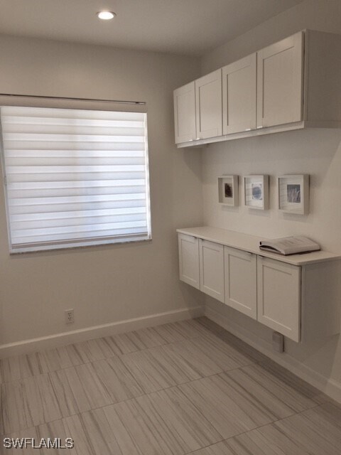 Building Photo - 7800 Emerald Cir
