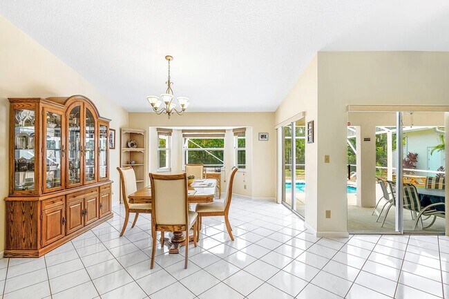 Building Photo - 14155 86th Rd N