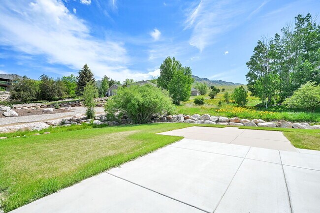 Building Photo - 5108 E Wolf Rdg Cir