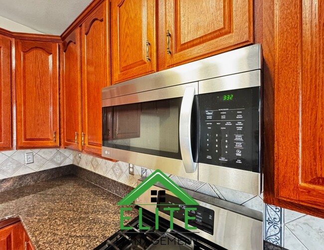 Building Photo - Home Located in the Highly Sought-after No...