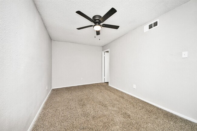 Building Photo - 781 Country Pl Dr