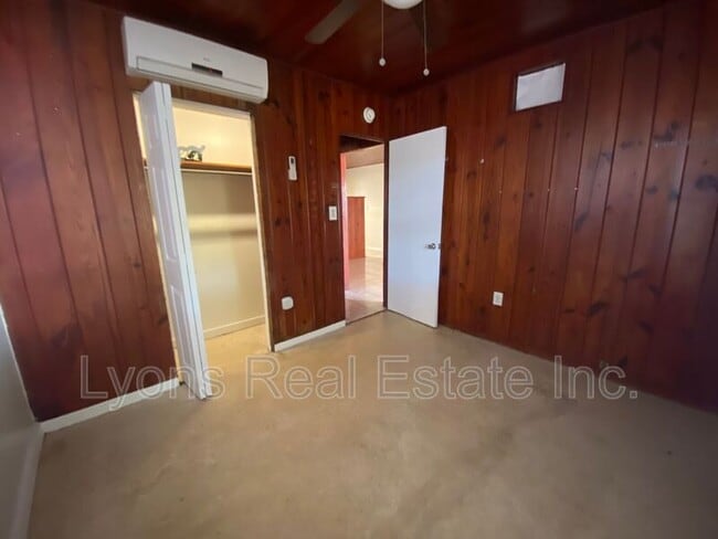 Building Photo - 1935 Ricardo Ave