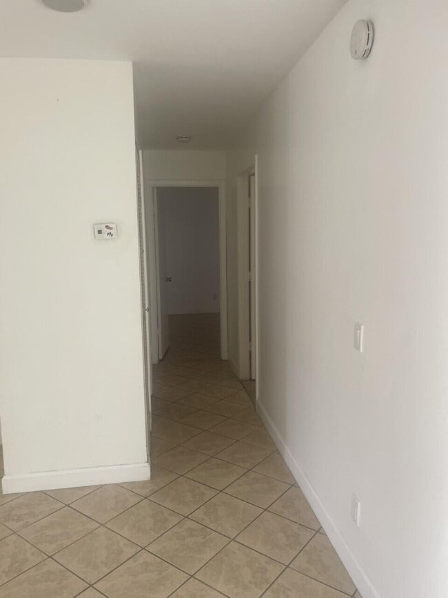Building Photo - 5691 Stonington Way