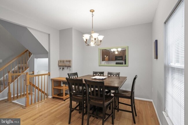 Building Photo - 6505 Parish Glebe Ln