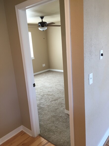 Building Photo - 203 S Mesa St