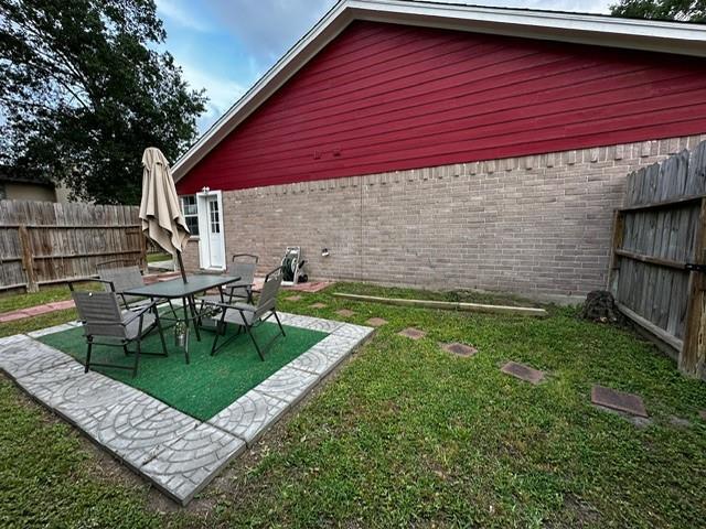 Building Photo - 4730 Cairnsean St
