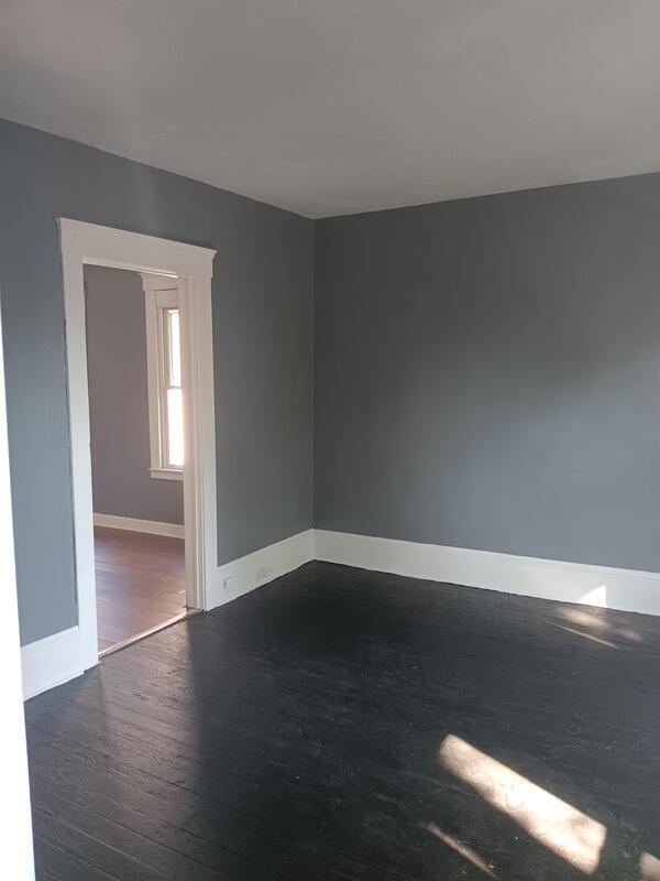 Building Photo - 1137 E 66th St