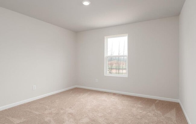 Building Photo - 4725 Hazelburn Dr