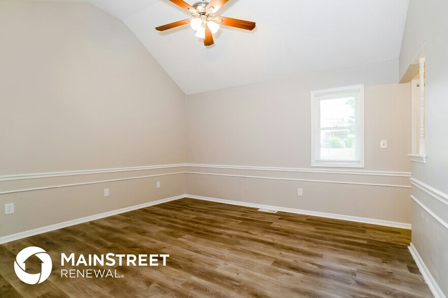 Building Photo - 410 NW 72 Terrace