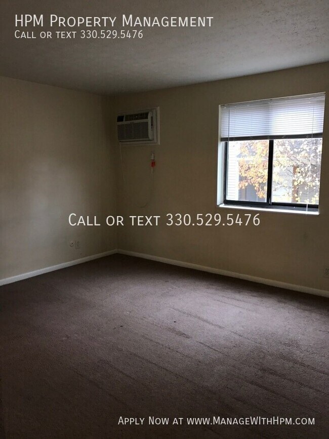 Building Photo - 591 E Buchtel Ave