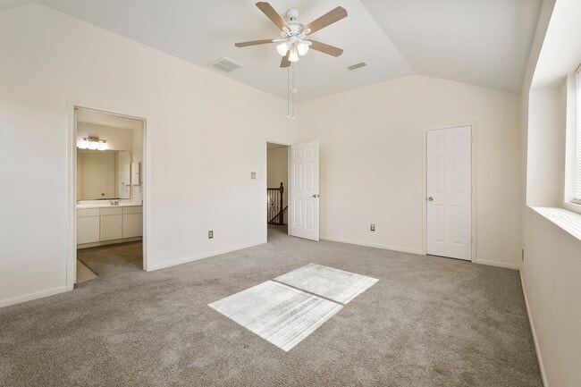 Building Photo - 16342 Blue Rock Springs Dr