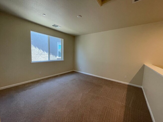 Building Photo - Beautiful Folsom Ranch Home