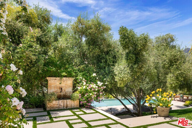 Building Photo - 31823 Lobo Canyon Rd
