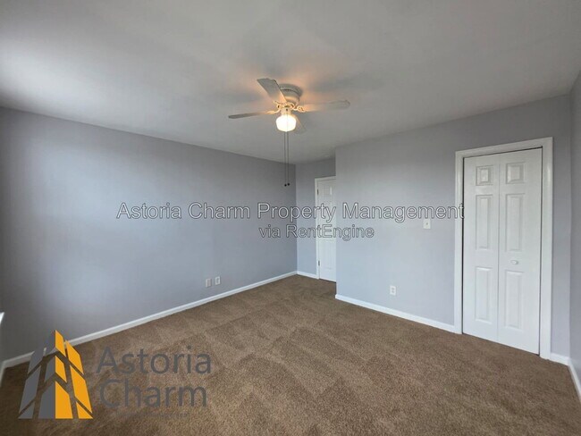 Building Photo - 1726 Darley Ave