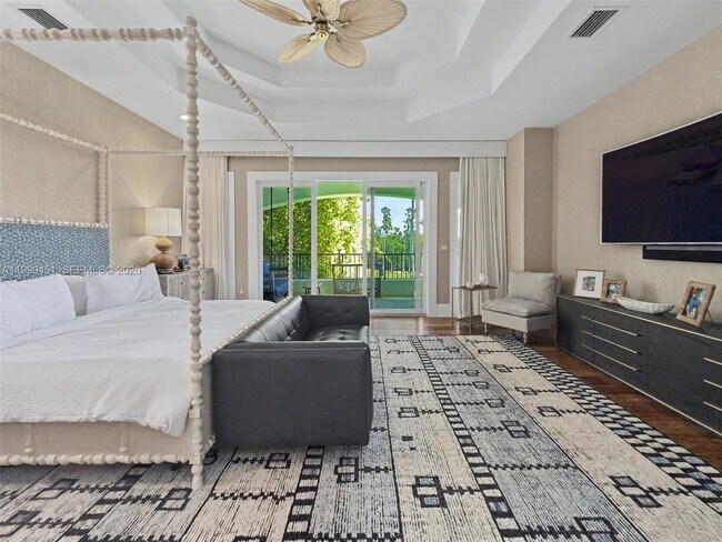 Building Photo - 13689 Deering Bay Dr