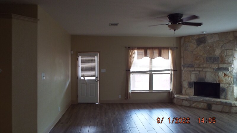 Building Photo - 648 Perugia