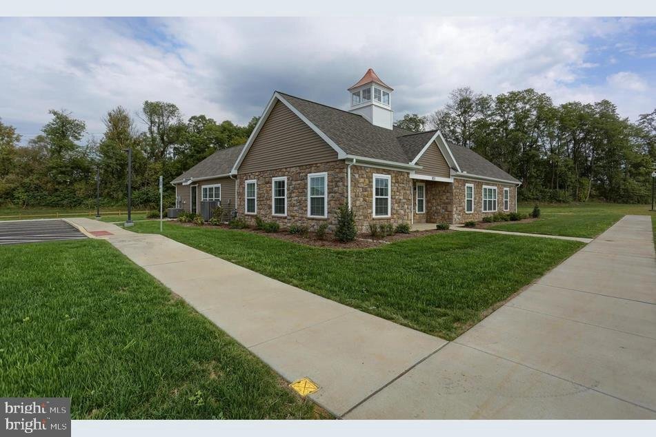 Building Photo - 519 Byler Cir