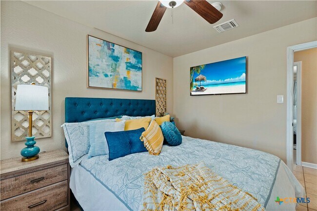 Building Photo - 1110 Diamondhead Dr
