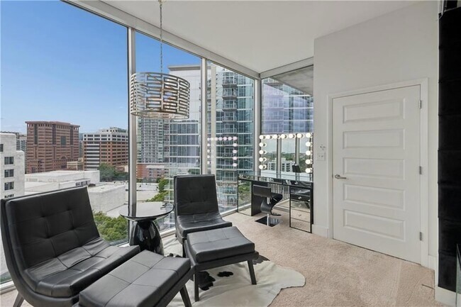 Building Photo - 1080 Peachtree St NE