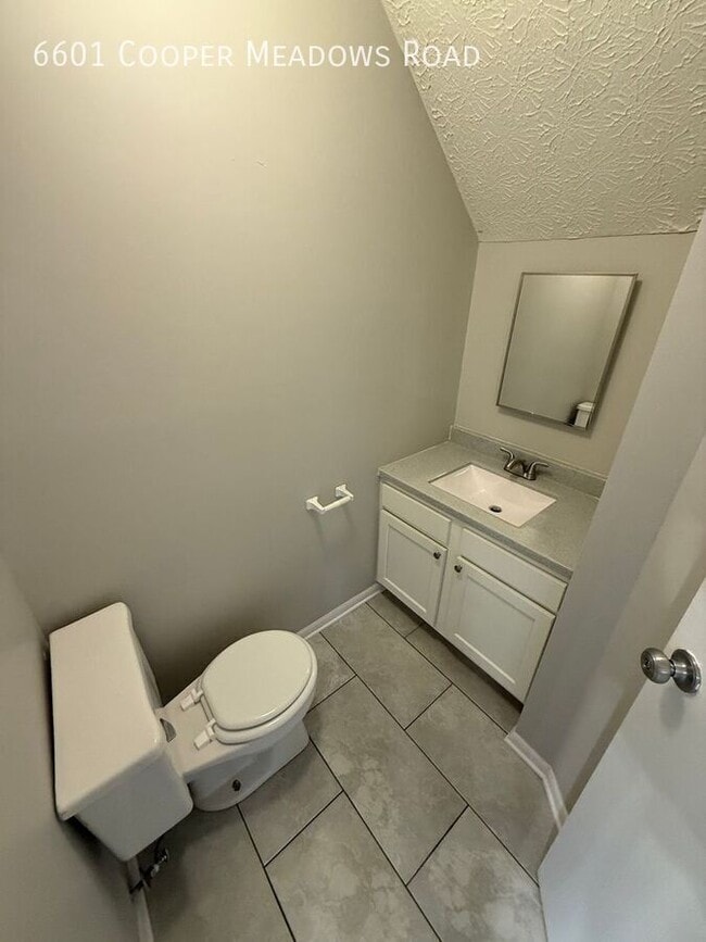 Building Photo - 6601 Cooper Meadows Rd