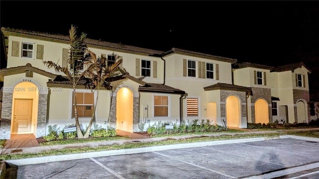 Building Photo - 2628 SE 28th Dr