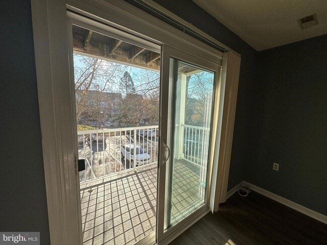 Building Photo - 12907 Churchill Ridge Cir