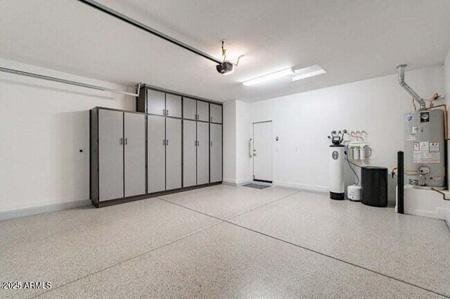 Building Photo - 247 E Las Puertas Ln