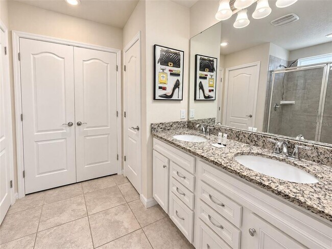 Building Photo - 7328 Oakmoss Loop