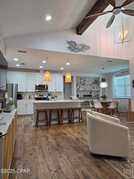 Building Photo - 8661 Shell Sink Dr