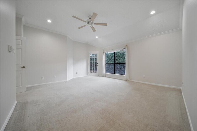 Building Photo - 14127 Highcroft Dr