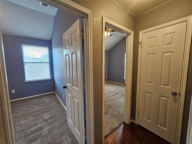 Building Photo - 2408 Finch Dr