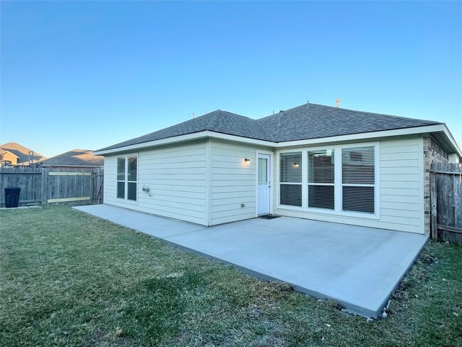 Building Photo - 9303 Daisy Cove Ln