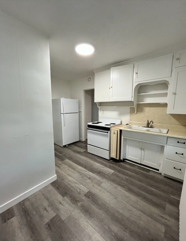 Building Photo - 1 Bed/1 Bath close to BYU