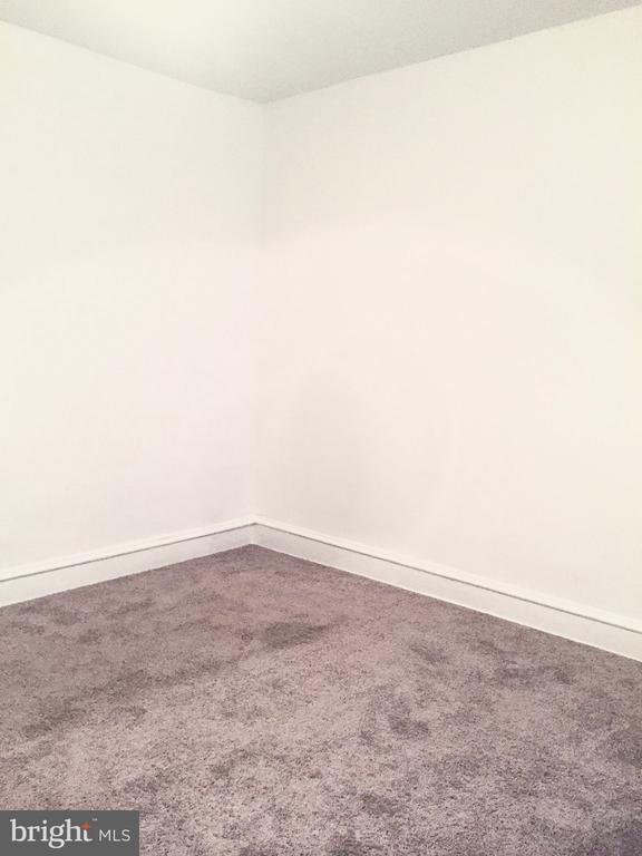 Building Photo - 125 N Ruby St