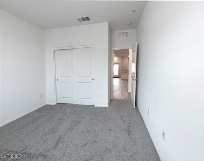 Building Photo - 331 Cymbal Pl